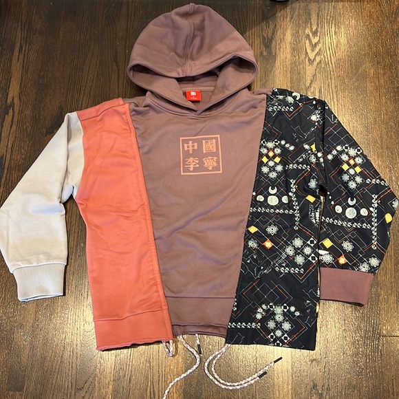 Li-Ning Hoodie, size Medium, barely worn, excellent condition - Picture 5 of 5